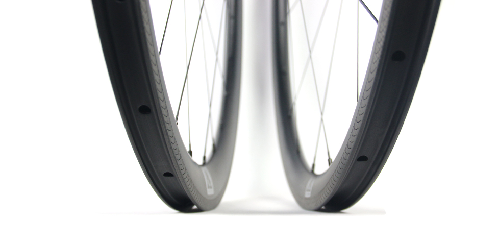 lightest-carbon-bicycle-wheel